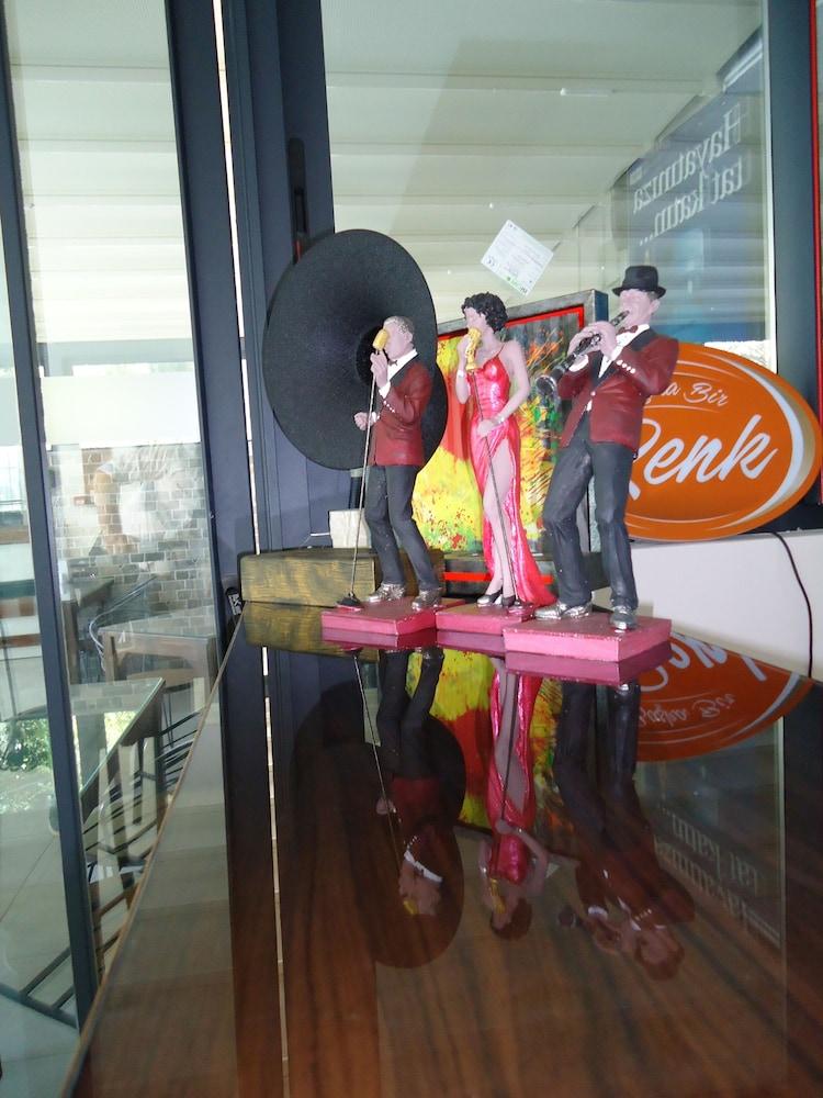 巴里斯套房公寓式酒店 库萨达斯 外观 照片